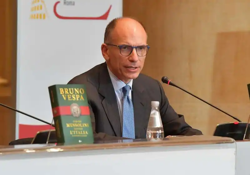 enrico letta  foto di bacco