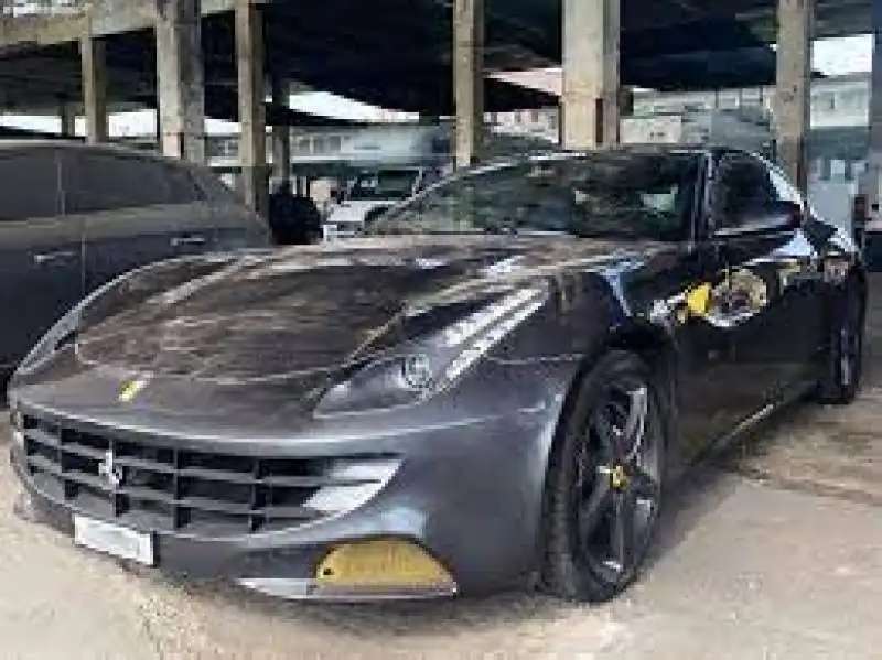 ferrari sequestrata da agenzia delle dogane e monopoli 1