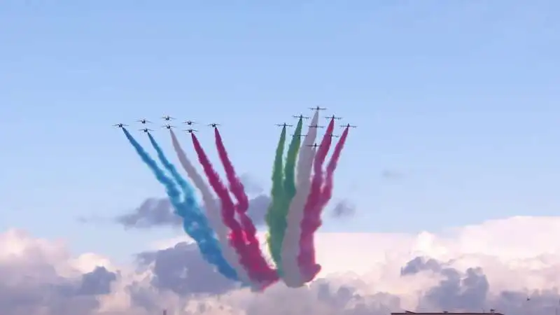 frecce tricolore italiane e francesi   trattato del quirinale  