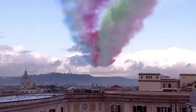 frecce tricolore italiane e francesi   trattato del quirinale  2