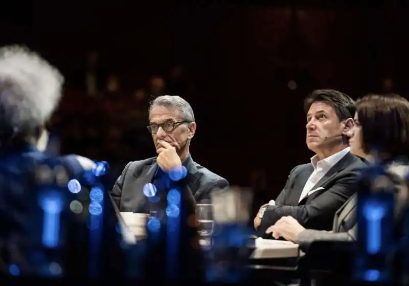 GIUSEPPE CONTE ALLA CONFERENZA The Revolution of Hope AD AMSTERDAM 