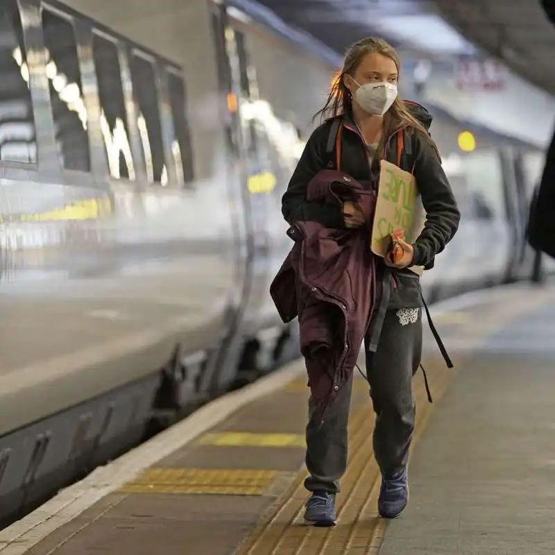 greta thunberg a glasgow 16