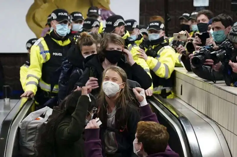 greta thunberg a glasgow 8