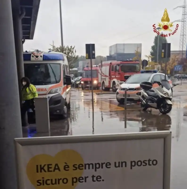 IKEA EVACUATO A MILANO 