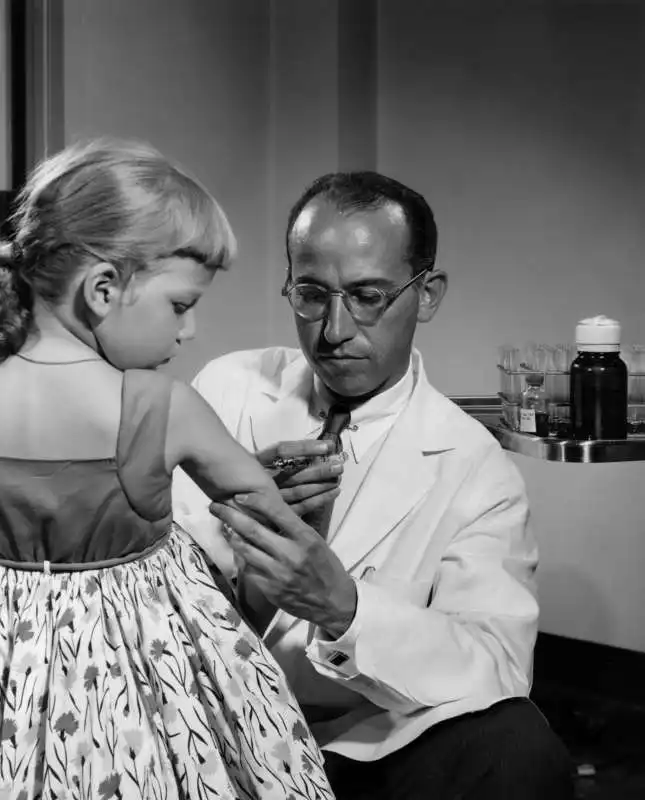 JONAS SALK E IL VACCINO ANTI POLIO 