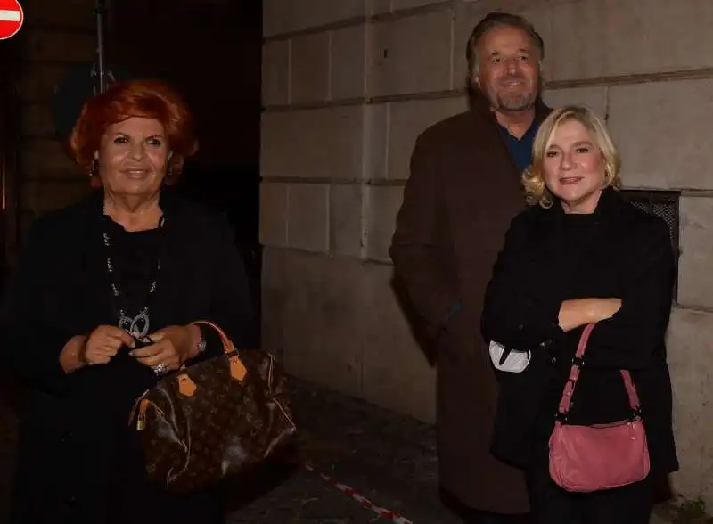 lella bertinotti  silvia verdone e il marito christian de sica  foto di bacco