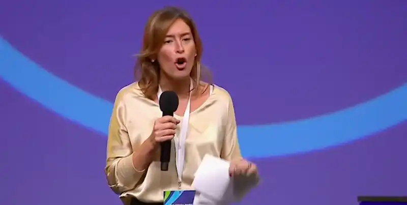 maria elena boschi alla leopolda 4