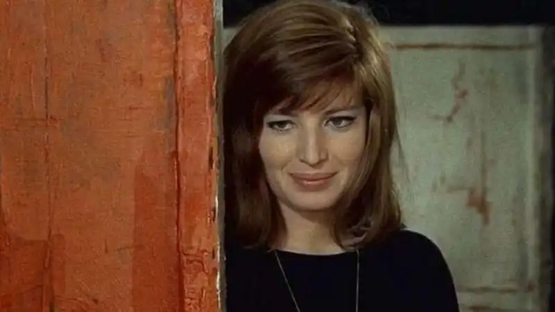 monica vitti   deserto rosso  