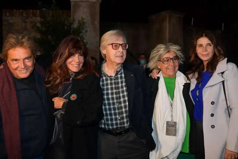 raffaele curi  mita medici  vittorio sgarbi  alda fendi  sabrina colle  foto di bacco