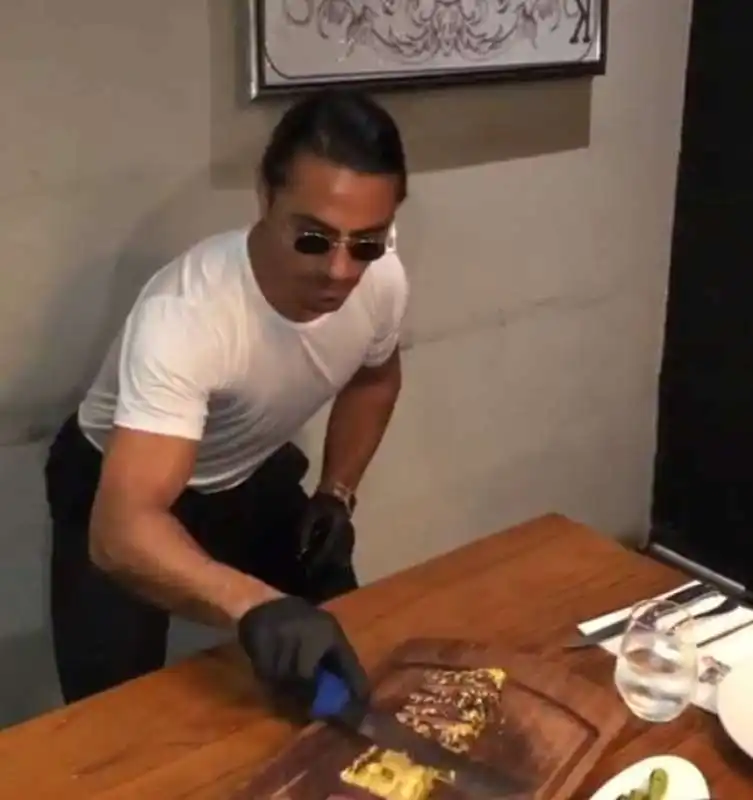 salt bae 18