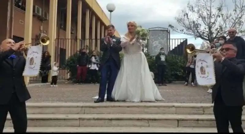 samanta e tommy, matrimonio trans a napoli 3