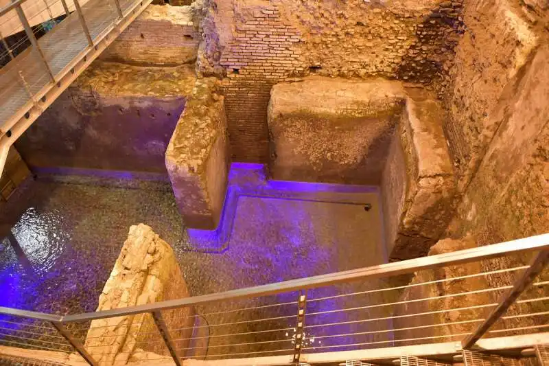 scavi archeologici dell  hotel harry s bar trevi (1)