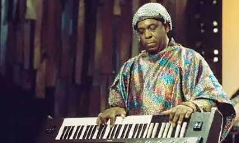 SUN RA 8