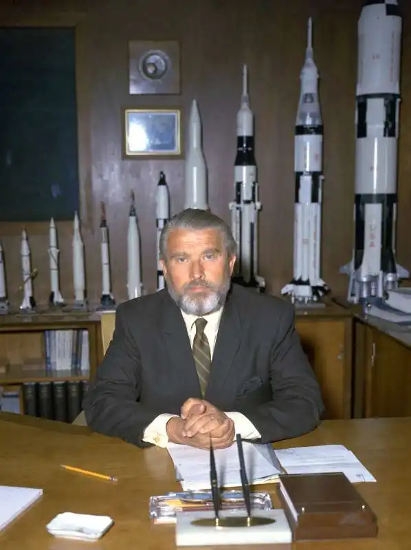 WERNHER VON BRAUN 