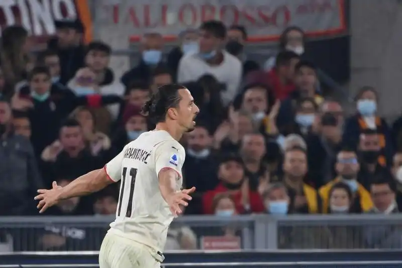 zlatan ibrahimovic contro la roma 5