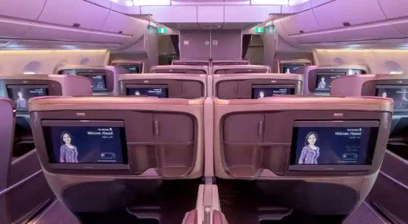 airbus a350   singapore airlines   business class. 