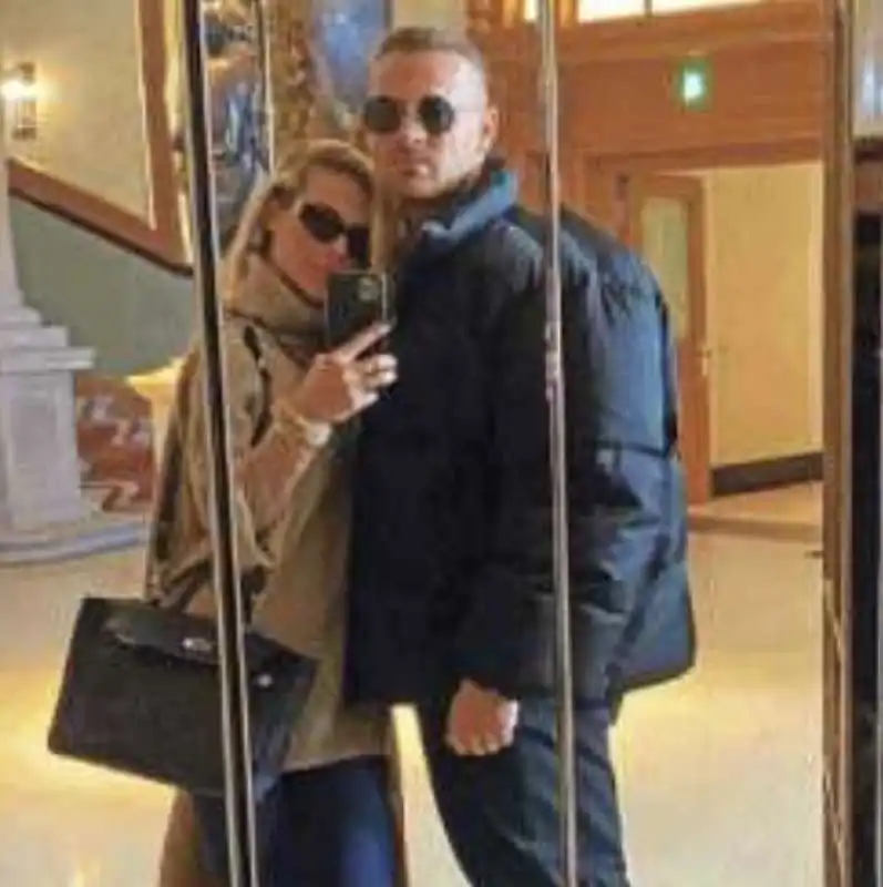 ilary blasi con bastian foto chi 1