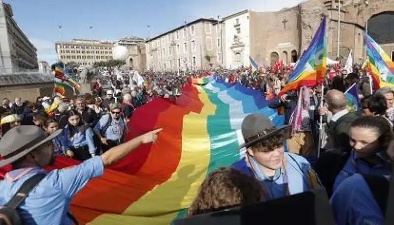 manifestazione per la pace roma 2