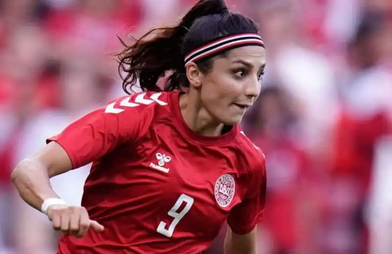 nadia nadim 5