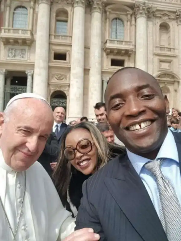 PAPA FRANCESCO - LILIANE MUREKATETE - ABOUBAKAR SOUMAHORO