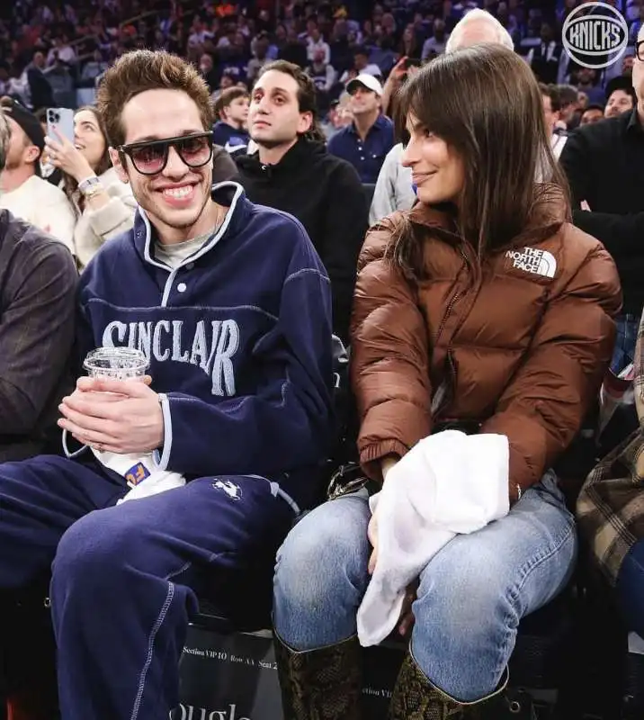 pete davidson e emily ratajkowski madison square garden19