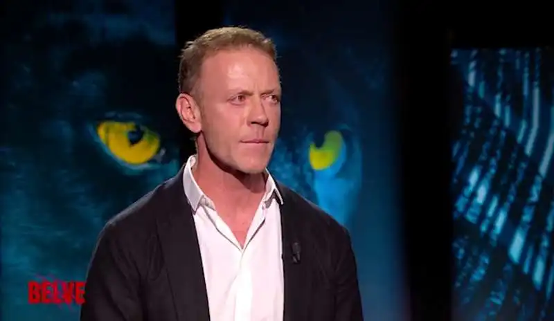 rocco siffredi si commuove a belve    6