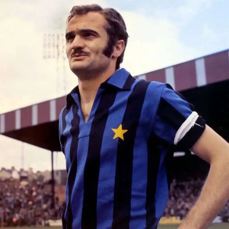 sandro mazzola 7