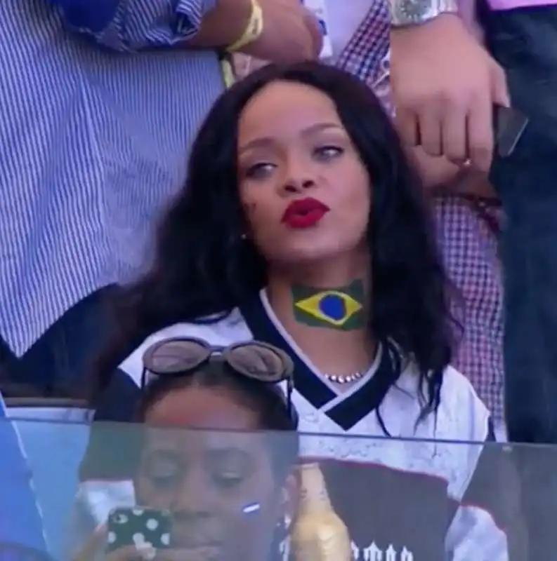 sosia di rihanna ai mondiali1