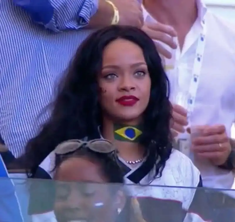 sosia di rihanna ai mondiali4