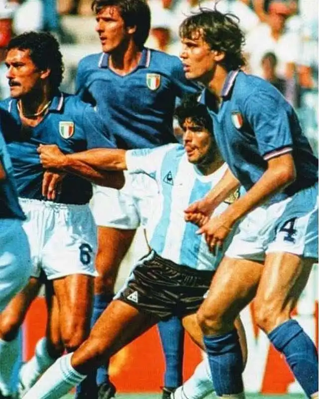 TARDELLI MARADONA 3