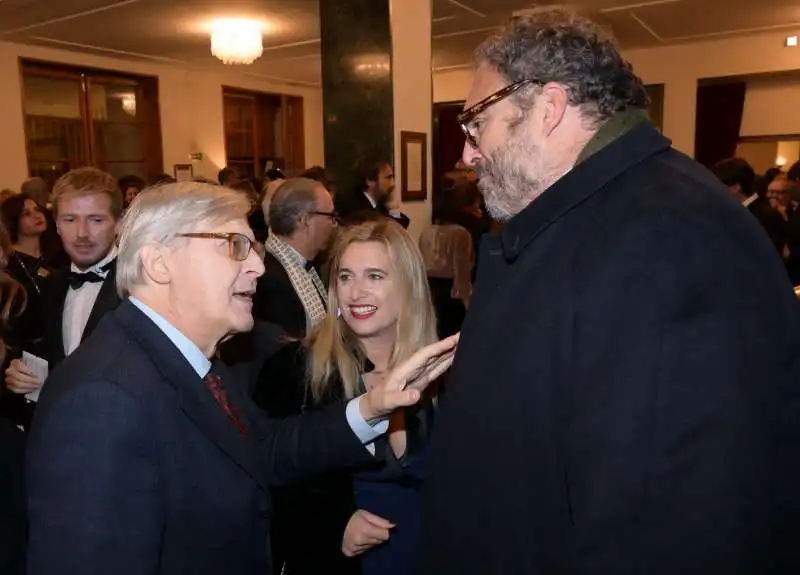 vittorio sgarbi  giulia minoli  salvatore nastasi  foto di bacco