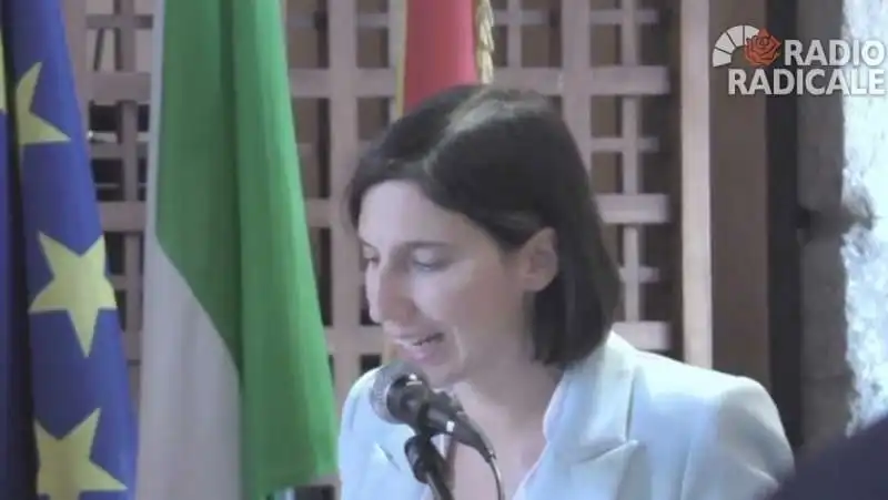 elly schlein al congresso di area.  