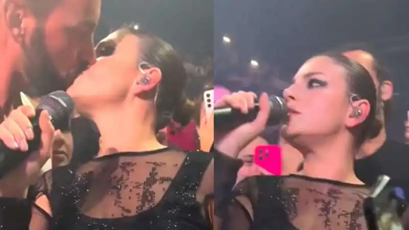 EMMA MARRONE BACIA UN FAN DURANTE UN CONCERTO 