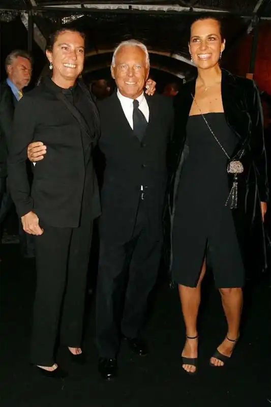 giorgio armani con le nipoti silvana e roberta 