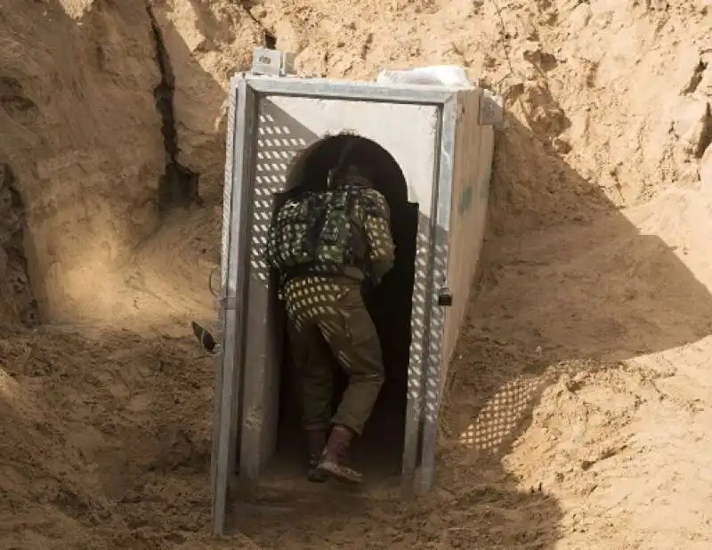 i tunnel di hamas sotto gaza 13