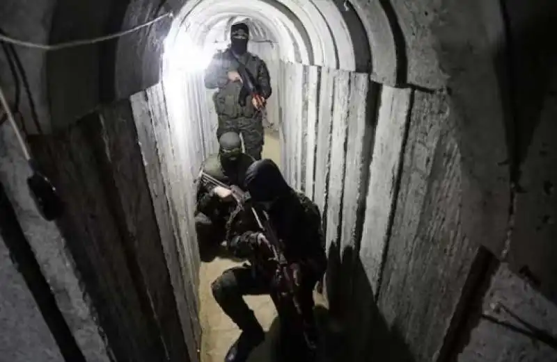 i tunnel di hamas sotto gaza 6