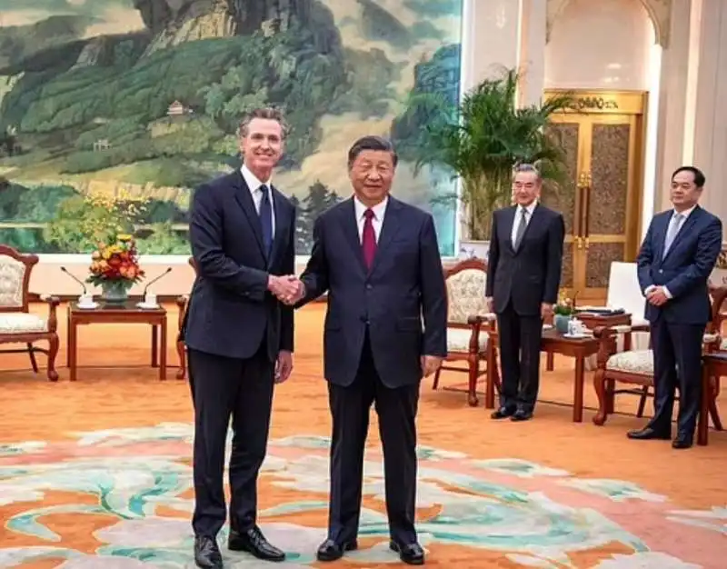 il governatore della california Gavin Newsom e xi jinping