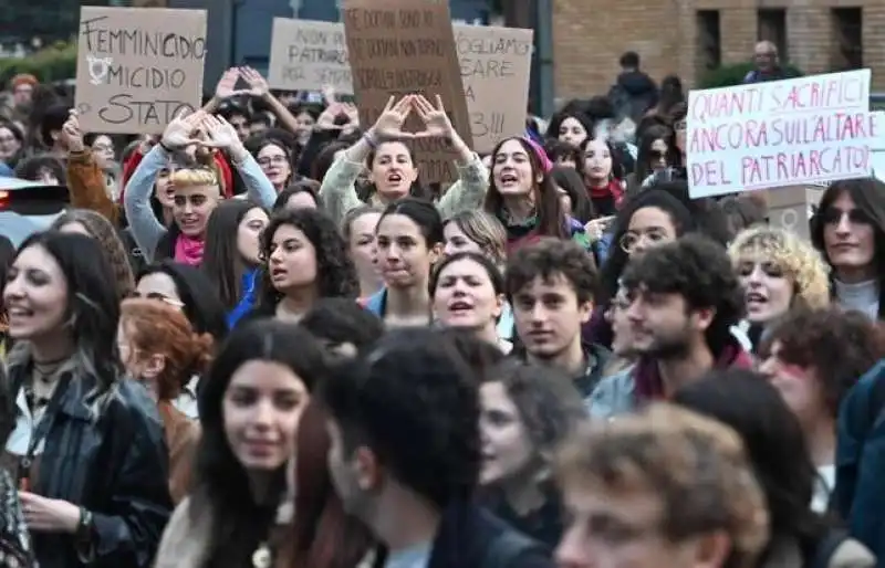 manifestazione dopo la morte di Giulia Cecchettin 