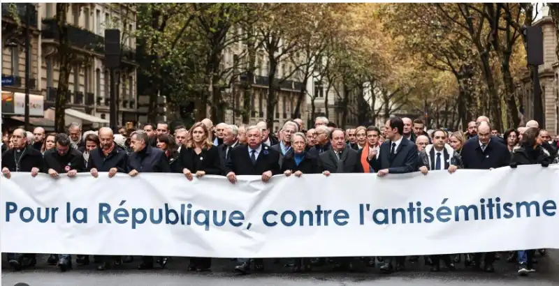 marcia contro antisemitismo parigi