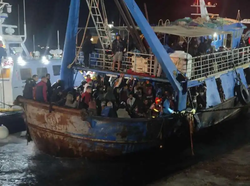 migranti soccorsi a lampedusa   5