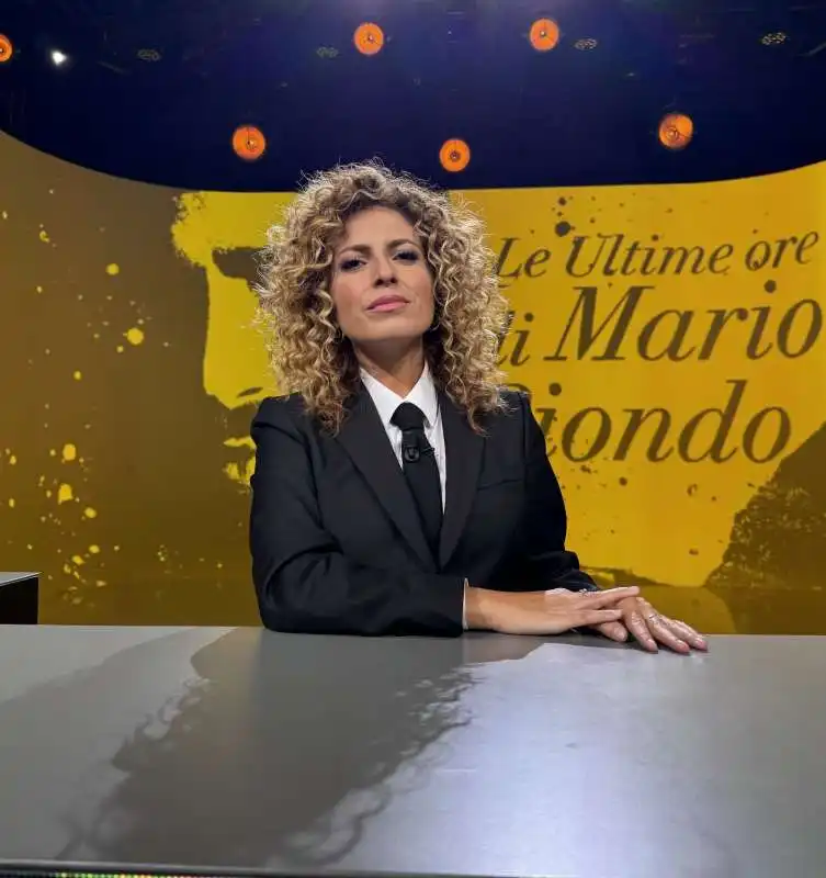 roberta rei   le iene presentano inside   speciale mario biondo  2