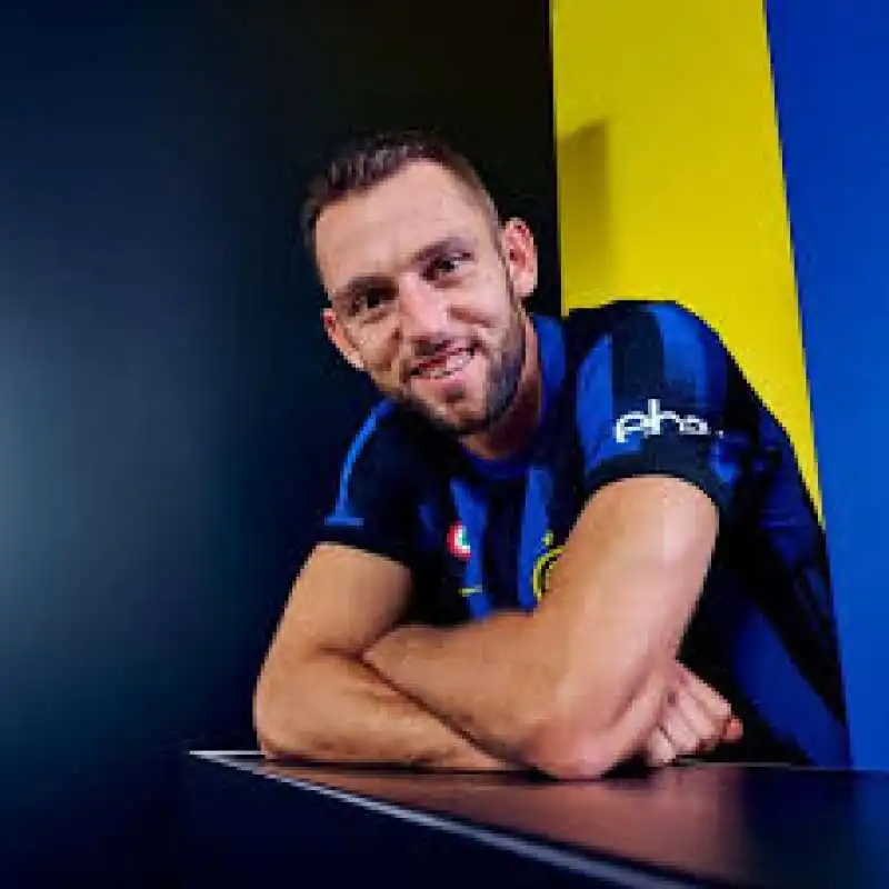 stefan de vrij 7