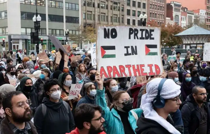 studenti di harvard pro palestina 2