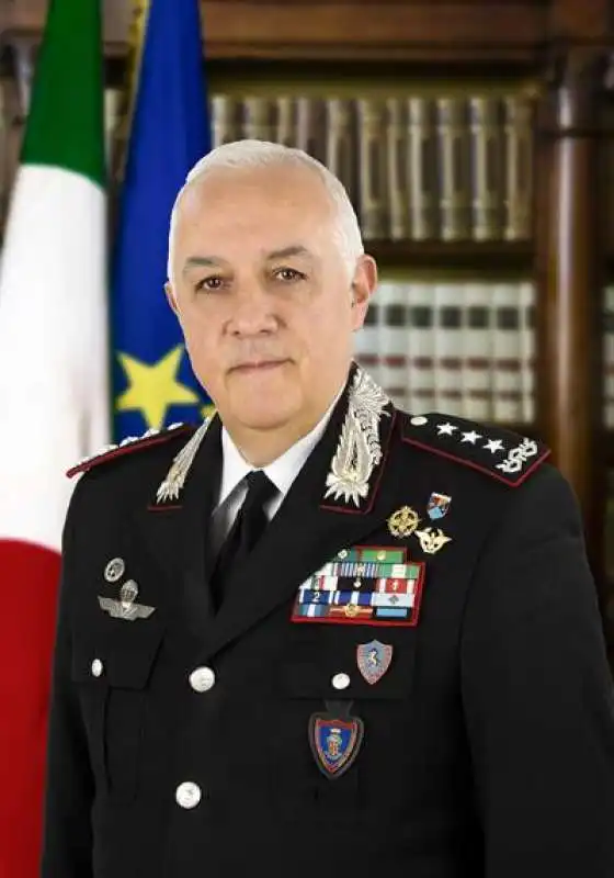 teo luzi comandate generale dei carabinieri 