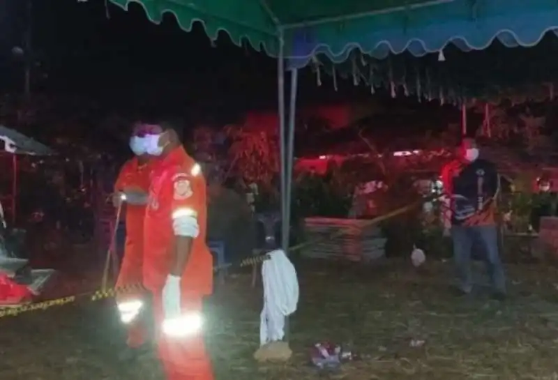 uomo uccide la moglie e altre tre persone al suo matrimonio in thailandia   5