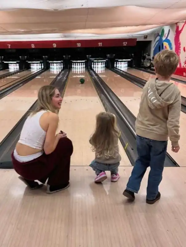 chiara ferragni al bowling 3