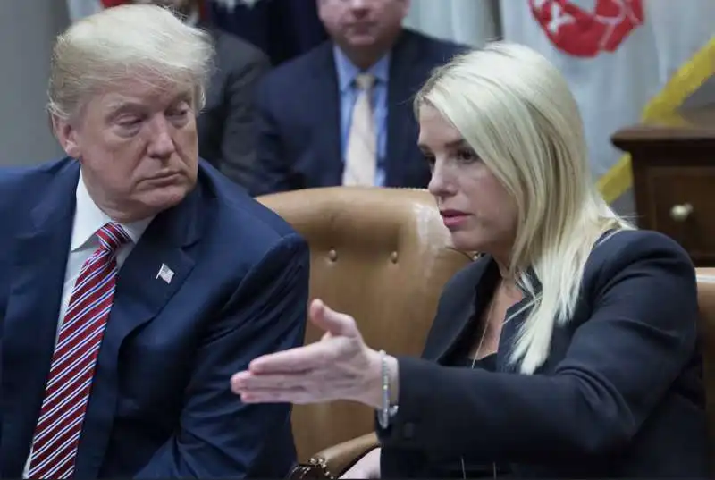 donald trump pam bondi  1