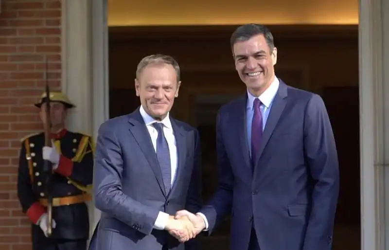 DONALD TUSK PEDRO SANCHEZ