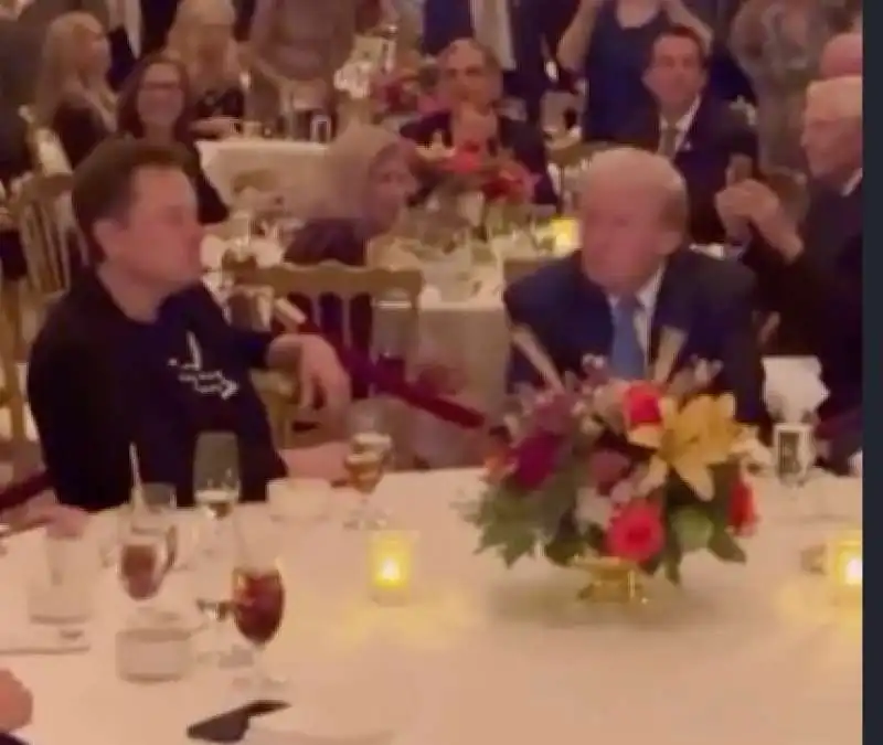 elon musk e donald trump al thanksgiving 6