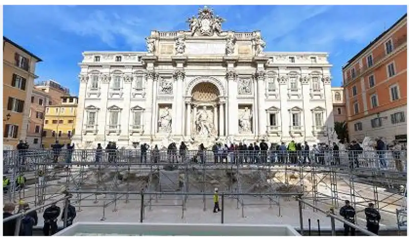 fontana di trevi